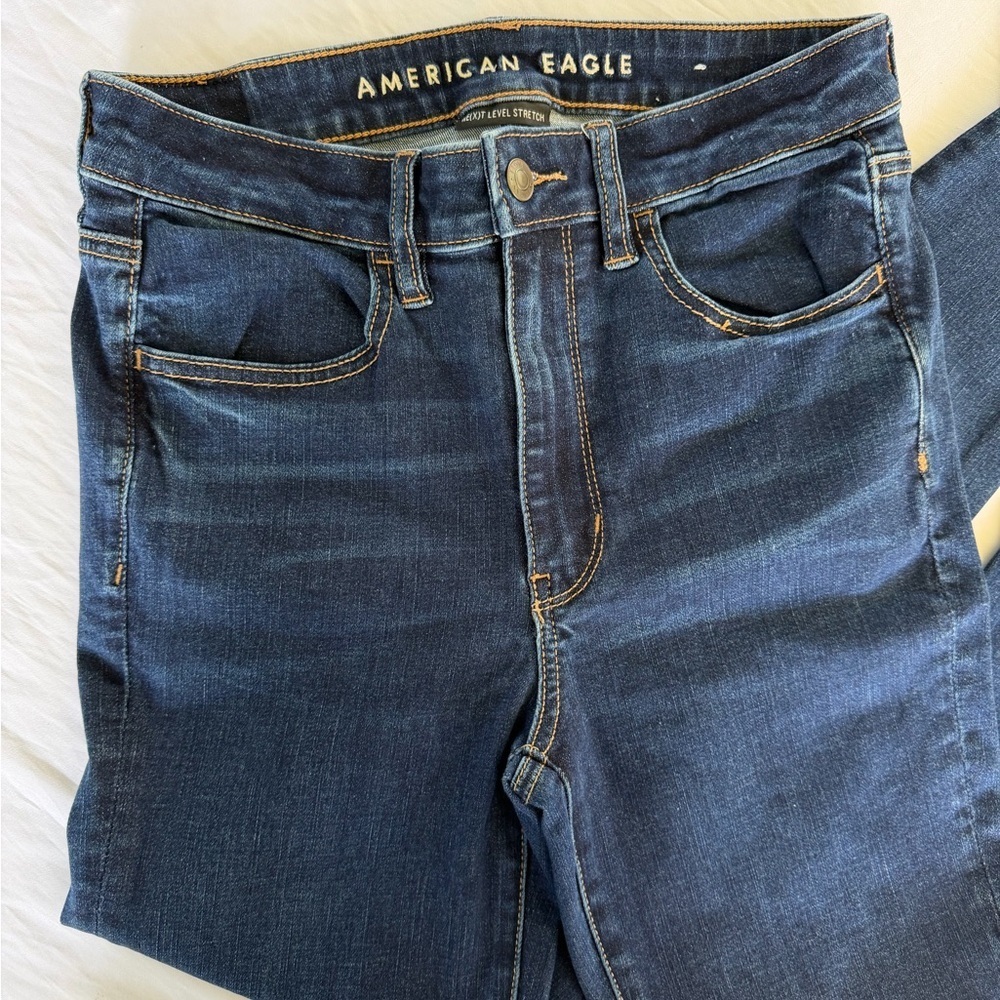American Eagle Outfitters Women’s Dark Blue High-Rise Skinny Jeans - Picture 2 of 10
